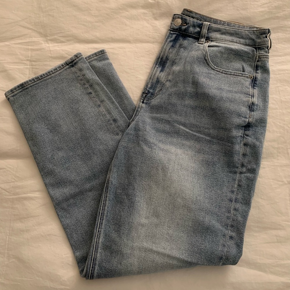 AE Stretch Mom Straight Jean